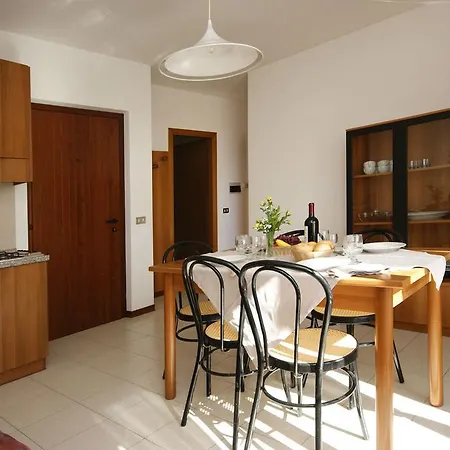 Apart Otel La Rotonda 3*