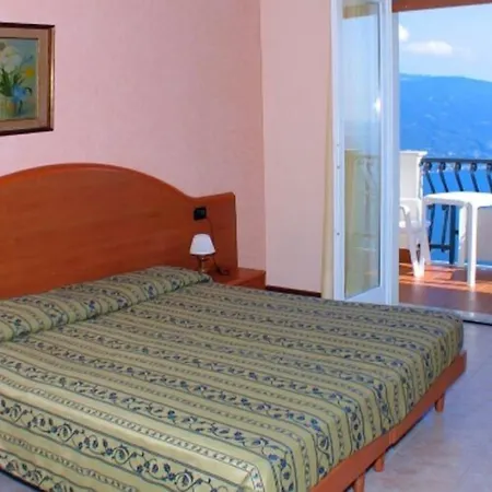 La Rotonda 3* Tignale