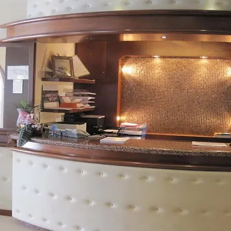 La Rotonda Lejlighedshotel 3*