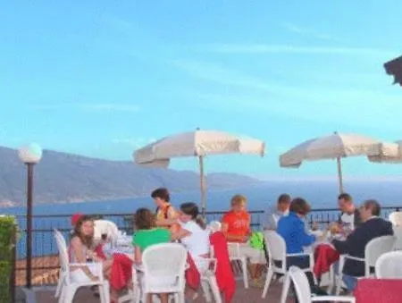 Aparthotel La Rotonda