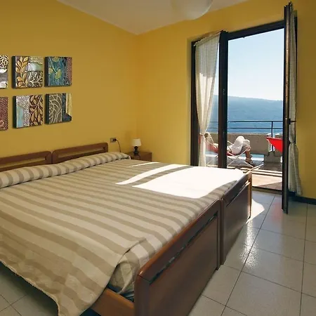 Aparthotel La Rotonda Tignale