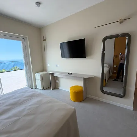 La Rotonda Hotel apartamentowy Tignale