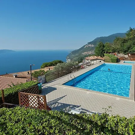La Rotonda 3* Тиньяле