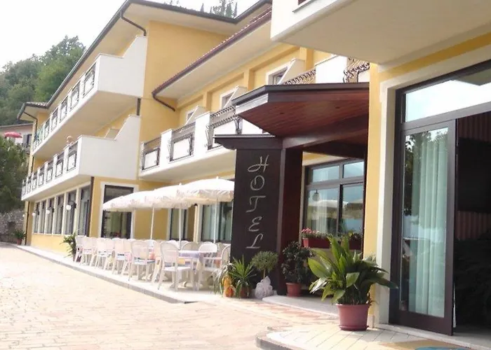 La Rotonda 3* Tignale